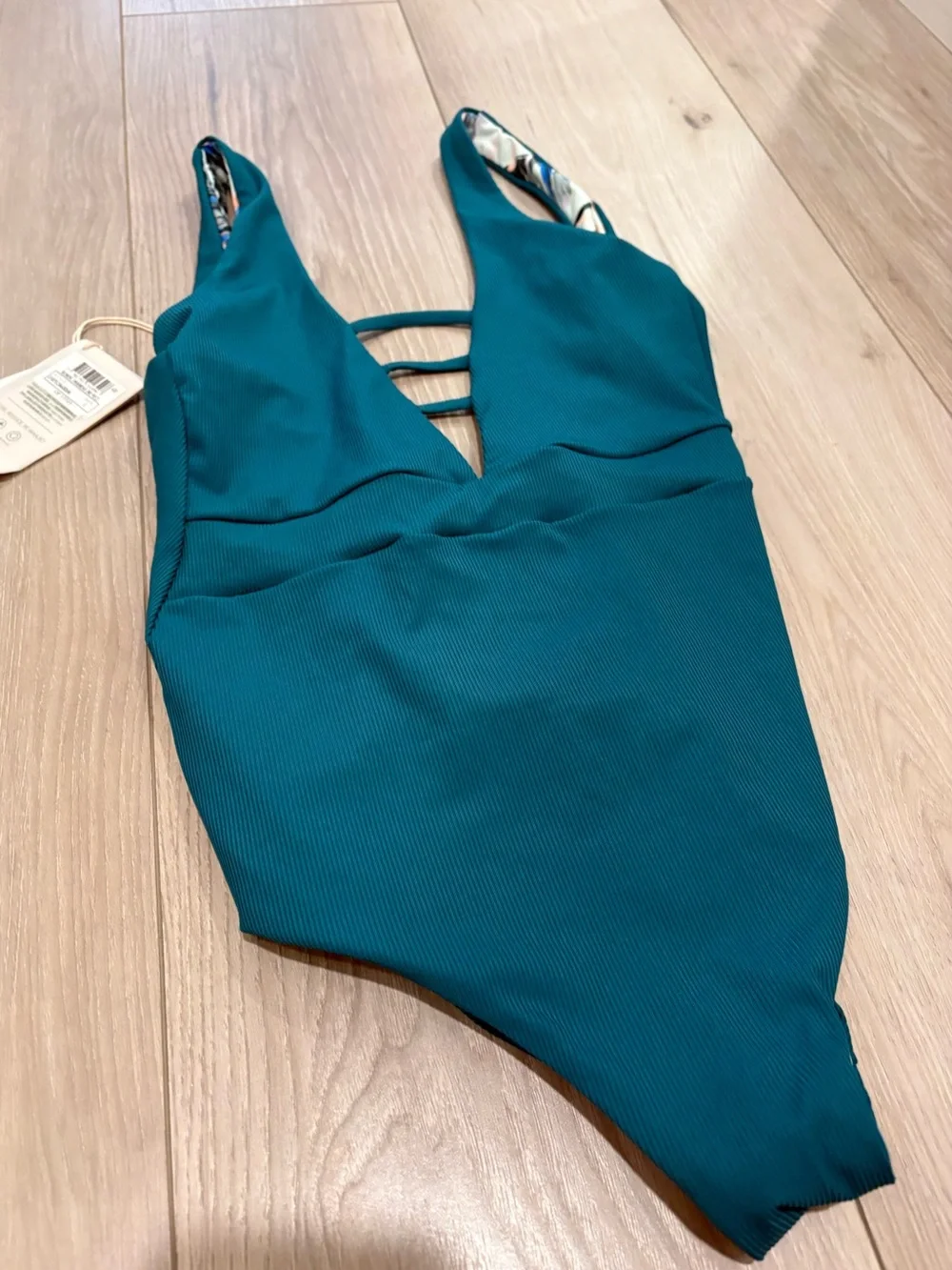 Maaji nwt bright